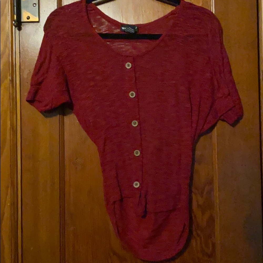 Red short sleeve sweater shirt